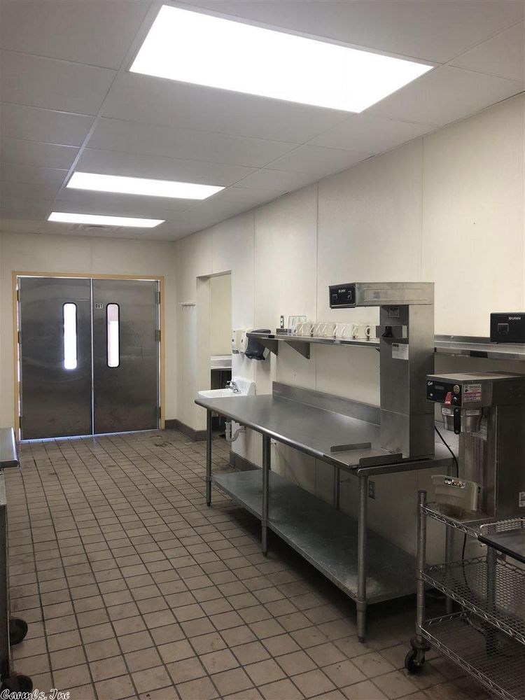 209 B St, Bryant, AR 72022